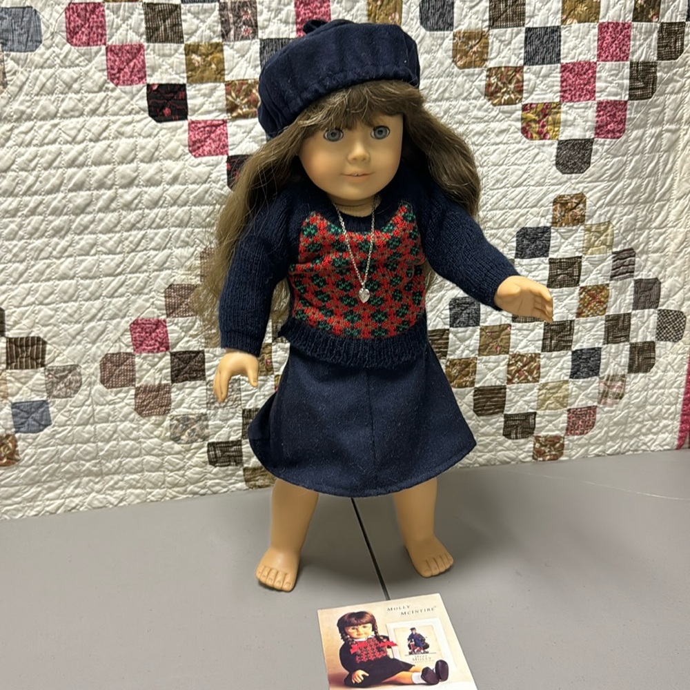 Pleasant Company American Girl Original Molly Doll